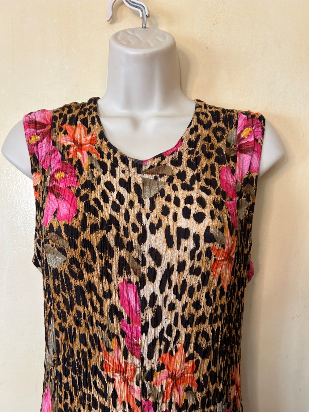 American Angel Vintage Floral and Cheetah Print Crinkle Dress size M - Picture 3 of 11